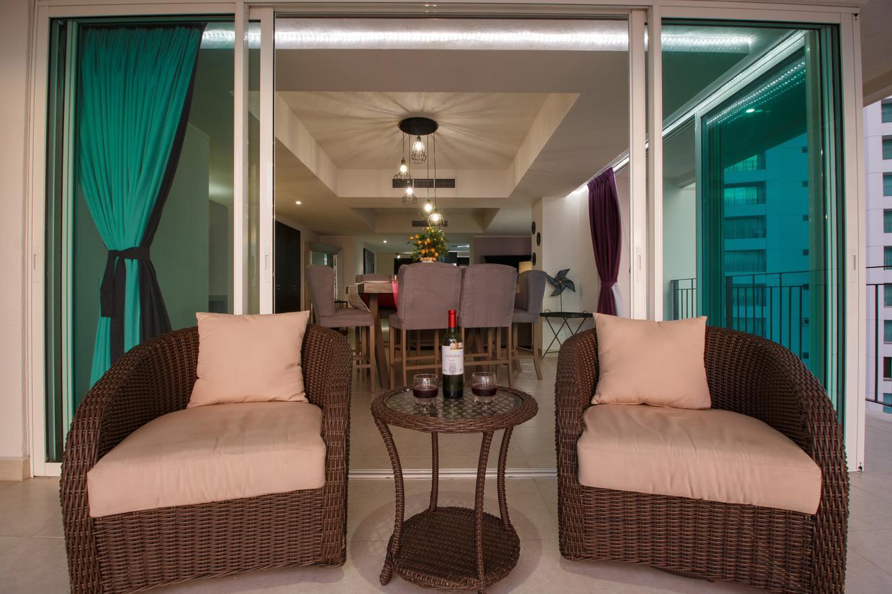 910-3000 Grand Venetian P.V. Apartment Puerto Vallarta Exterior photo